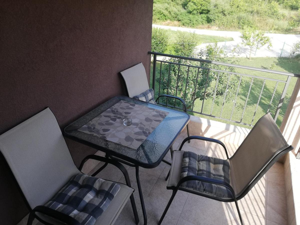 Apartmani Emma Kotor Exterior foto