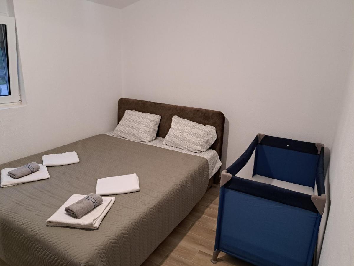 Apartmani Emma Kotor Exterior foto